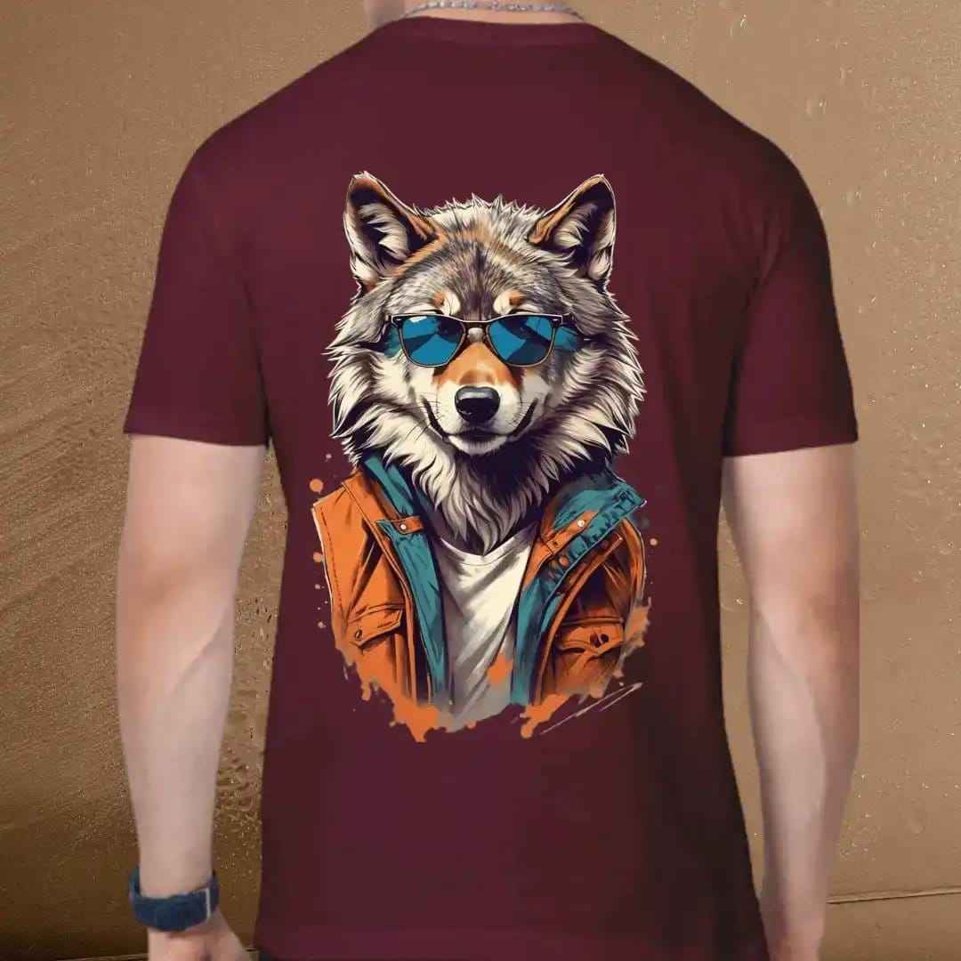 Cool Wolf Graphic Tee for Animal Lovers
