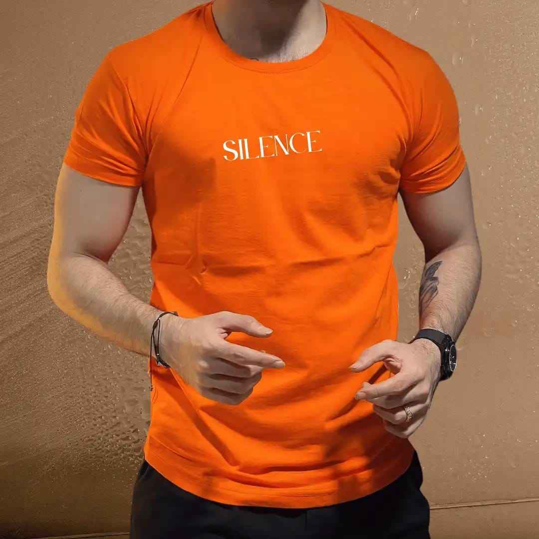 Urban Street Style Graphic Tee for Fashion Aficionados.